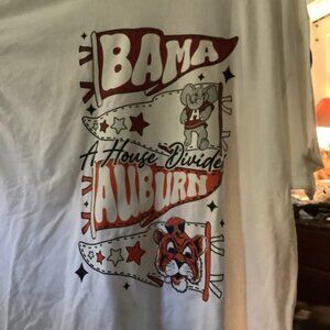 ala bama roll tide vs auburn tigers shirt retro house divided